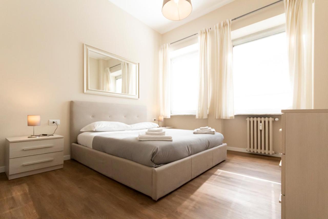Via Torino Apartment 2 Milano Exterior foto